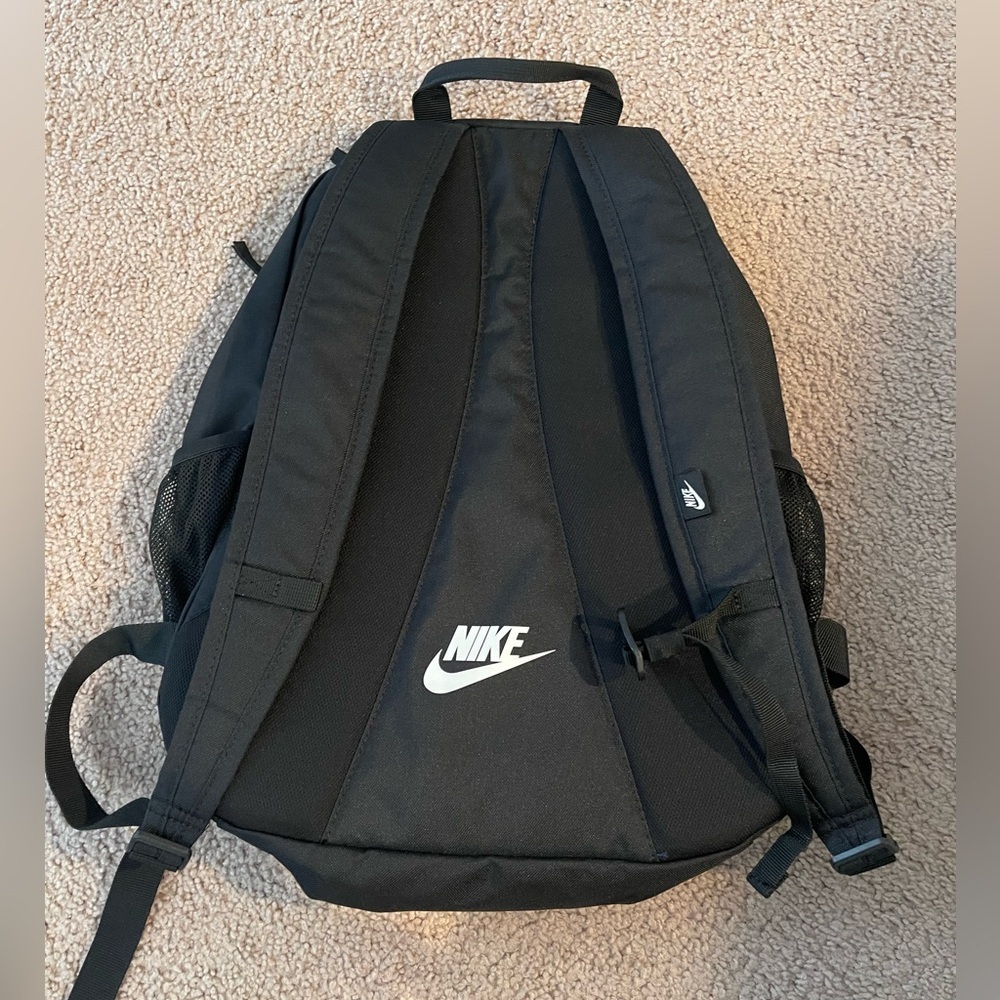 NIKE Sportswear Hayward Unisex Black Backpack - Picture 7 of 9